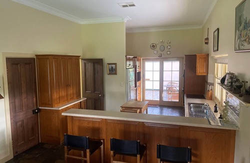 McLaren Vale House | Stunning heritage homestead in the famed McLaren Vale wine region