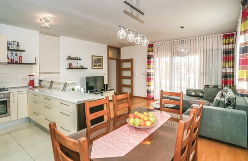 Dugopolje House | Stunning home in Dugopolje