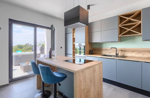 Galizana House | Stunning home in Galizana