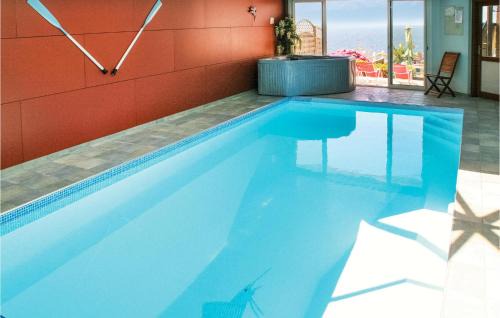 Kerherou House | Stunning Home In Moelan Sur Mer