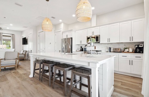 Laguna Beach Estates House | Stunning Home, Private Pool, 3 KING Suites, Lrg Bunkroom, 1 Block to Beach
