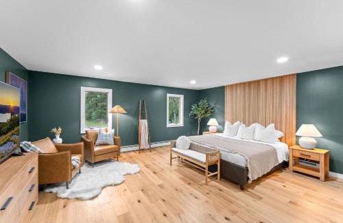 Ellicottville Ski Chalet | Stunning Luxury EVL Retreat - A True Private Oasis