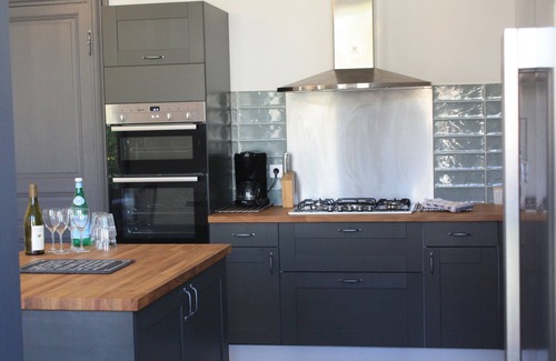 Saint-Savinien House | Stunning Maison Bourgeoise on the banks of the Charente, canoe from the door