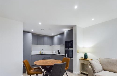 Ormeau Apartment | Stunning modern 1 bed apartment