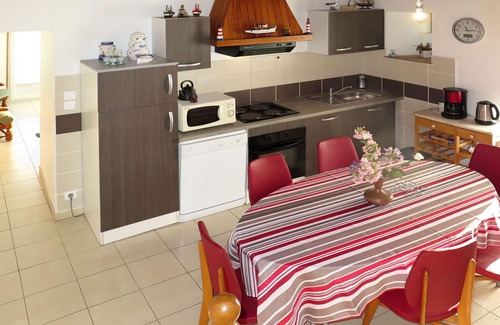 Pleubian House | Stunning private villa for 5 guests with WIFI, TV, patio and pets allowed