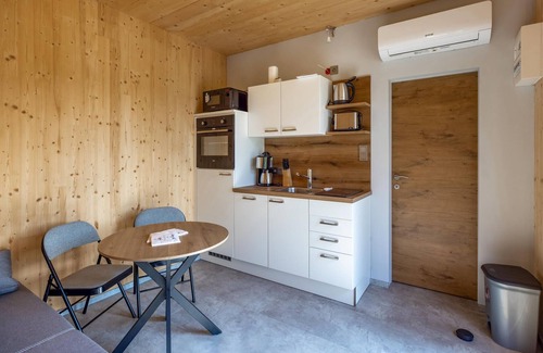 Hannersdorf House | Stunning (sta)caravan in Hannersdorf