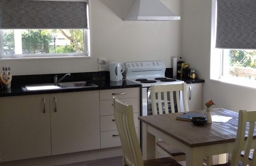 Tararua Forest Park Cottage | Stunning Views, Farm location. Remutaka cycle trailn