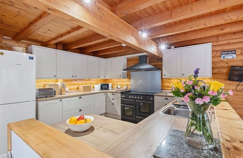 Torlundy House | Stunning villa for 10 people with WIFI and pets allowed