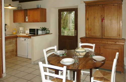 Sainte-Marie-du-Mont Villa | Stunning villa for 4 people with WIFI, TV, terrace and pets allowed