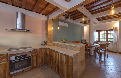 Abang Villa | Stunning villa, quiet retreat, nice volcano view