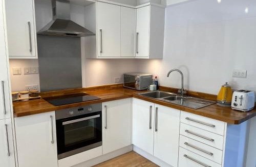 Oxford House | Stylish 2-Bed house near Oxford City Centre