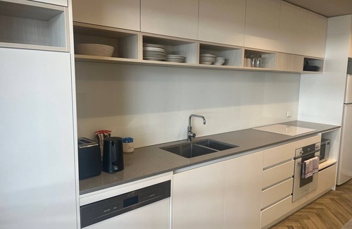 Kingston Apartment | Stylish 2-Bedroom Apartment in Kingston