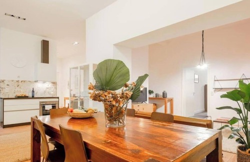 Prenzlauer Berg Apartment | Stylish 4-Bedroom Apartment in the Heart of Prenzlauer Berg