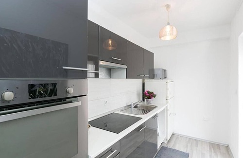 Vrsar Apartment | Stylish and modern apartment Maria-Leni in Vrsar