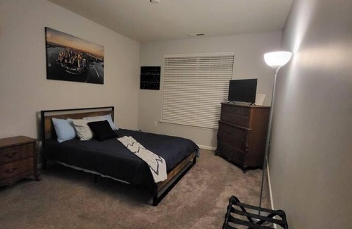 Saint Marys Allen County Apartment | Stylish and Spacious, close to the Hospital.