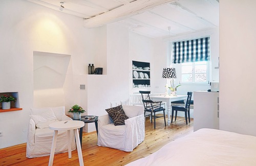 Muerlenbach Other | Stylish apartment at Bertradaburg Castle