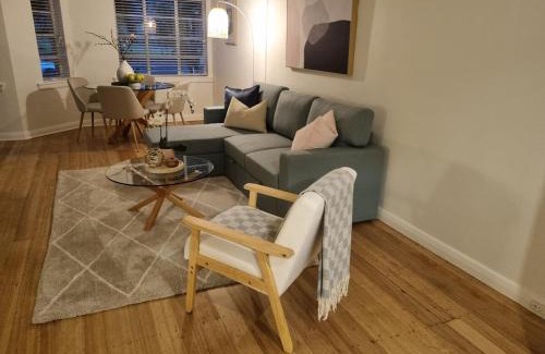 East Melbourne Apartment | Stylish Comfort on the Park