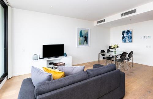 St. Leonards Apartment | Stylish corporate Apartment ALB009706