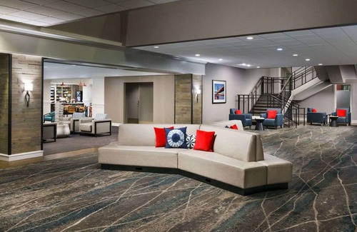 Fisherman's Wharf Hotel | Stylish King, Caza, Minutes to Fisherman's Wharf, Tranquil Room