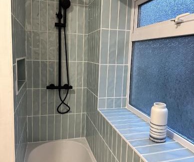 Treorchy Apartment | Stylish Miners Cottage, Treorchy, Rhondda