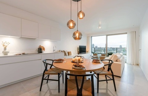 Ostend City Centre Apartment | Stylish New Apartment with Harbor View