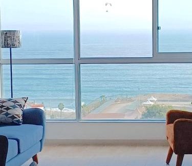 Magdalena del Mar Apartment | Stylish New Apartment with stunning Ocean View near Miraflores