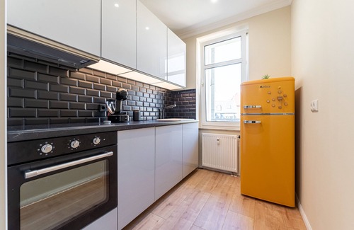 Dresden Apartment | Stylish old building apartment with 2 bedrooms - 200m to the Elbe - close to the center