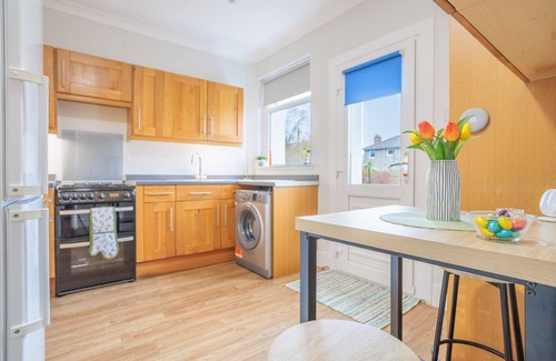 Perth Apartment | Stylish Two Bedroom Apartment in Perth, Heart of Scotland!