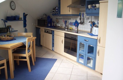 Niedenstein Apartment | Stylish vacation apartment in the Hessian mountain country