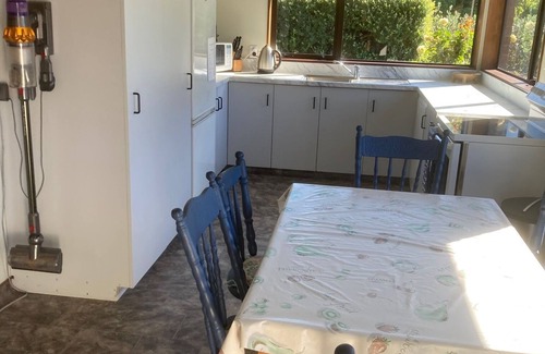 Kairakau Condo | Sunny and well appointed Kairakau beach house. Sleeps 7