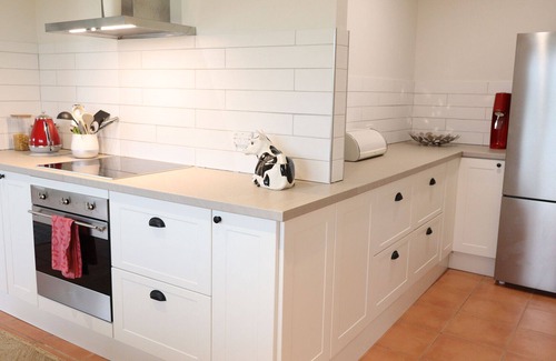 Riordanvale Villa | Sugarloaf Villa - lush tropical Whitsunday retreat