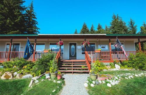 Haines House | Suite 2 Lynn View Lodge