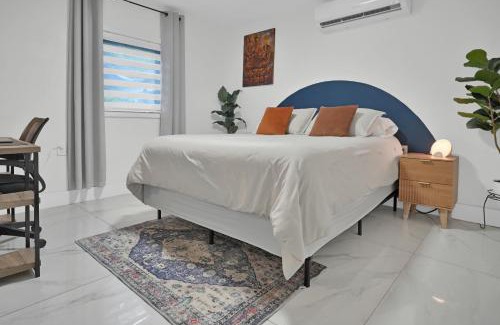 West Little River Apartment | Suite Azul - fully-stocked, 1BR Apt with Private Patio and Free Parking
