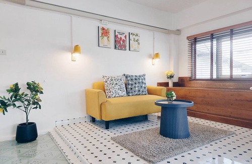 Lumphli Apartment | Suite room in Hello Sunshine