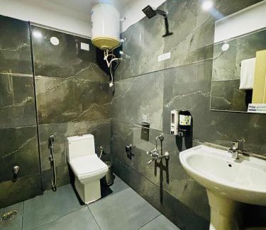 Indiranagar Bed & Breakfast | Suite Rooms Indiranagar