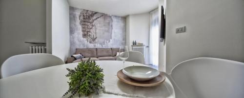 Voghera Apartment | Suite Vogue Epoca