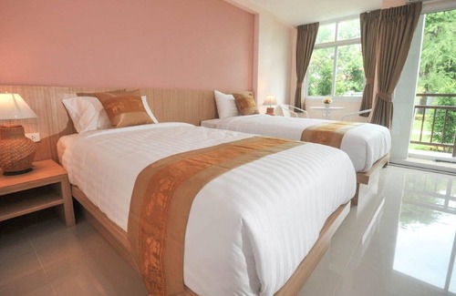 Nai Mueang Hotel | Sukkhamas Pirom Hotel