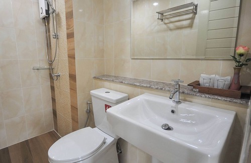 Nai Mueang Hotel | Sukkhamas Pirom Hotel