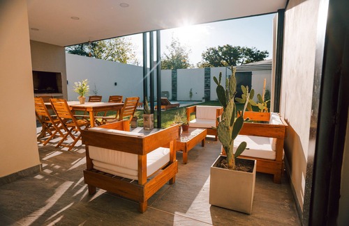 San Rafael Ski Chalet | Sumérgete en el Lujo, en una Ubicación Inigualable. ¡Tu Escape Perfecto!