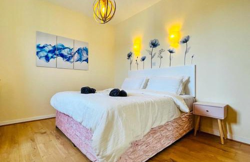 Youghal Villa | Summer Breeze - My Cosy & Warm Holiday Home in Youghal's heart - Family Friendly - Long Term Price Cuts