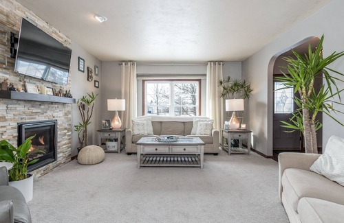 Appleton House | Summer calendar nearly full! Schedule your group’s getaway soon!