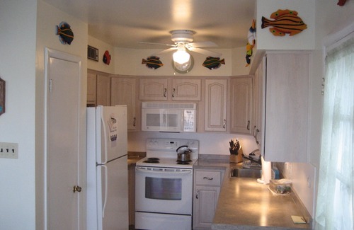South End Condo | Summer Condo-Family Friendly-2 blocks from beach with sunset views