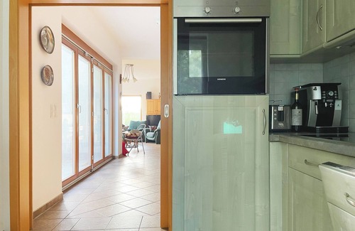 Markranstaedt House | Summer house with forest & lake