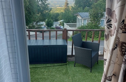 St Leonards-On-Sea House | Summer Lodge Luxury Caravan in Hastings Free Wifi