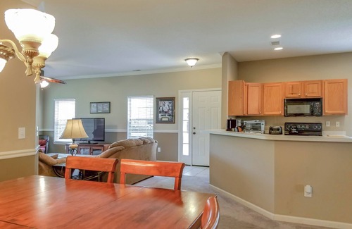 Red Hill Condo | Summer Vacation Prime Location Premier Accommodations !🏌️♂️🏖 Book Now !
