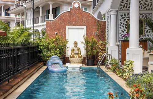 Arpora Villa | SUMMERVILLE - 3BHK LUXURY POOL VILLA WITH ELEVATOR AND GARDEN - NORTH GOA