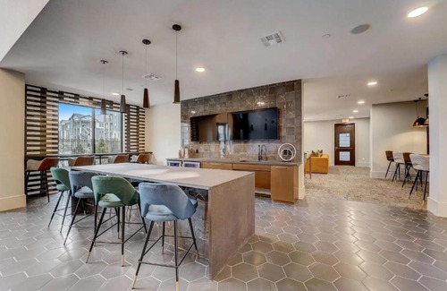 Crestline Heights Apartment | SUMMIT PROPERTY