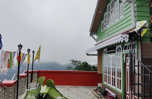 Darjeeling House | Sumnima Homestays Experience Regency at Home.nn