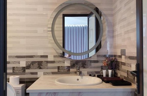 Luong Son Apartment | Sun Blush