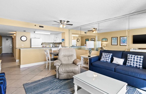 Destin Condo | SunDestin 1407 by Scenic Stays